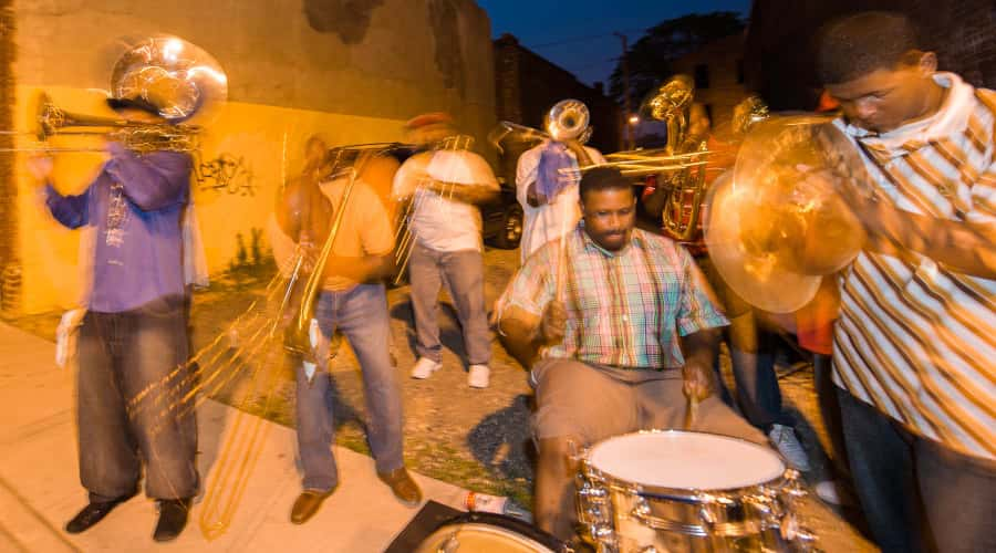 Musicians playing on the street